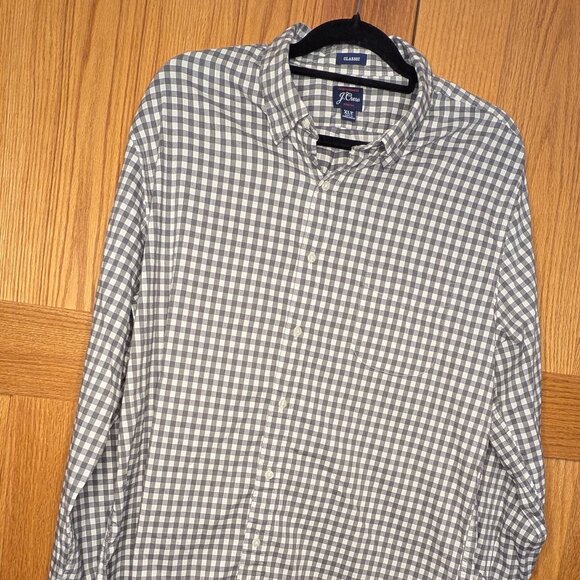 J. Crew Men's Performance Button Down Shirt - Picture 1 of 5